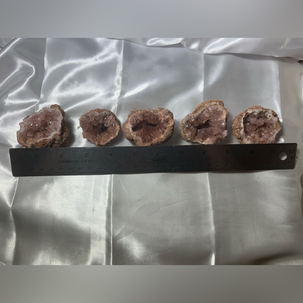 Pink amethyst Geode set - Picture 3 of 4